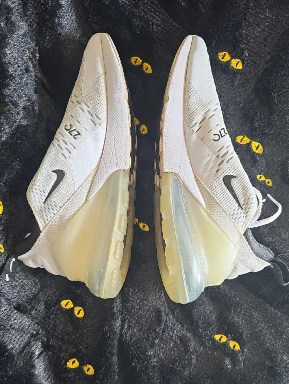PRELOVED Nike Men’s Air Max 270 White with Black Swoosh Sneakers